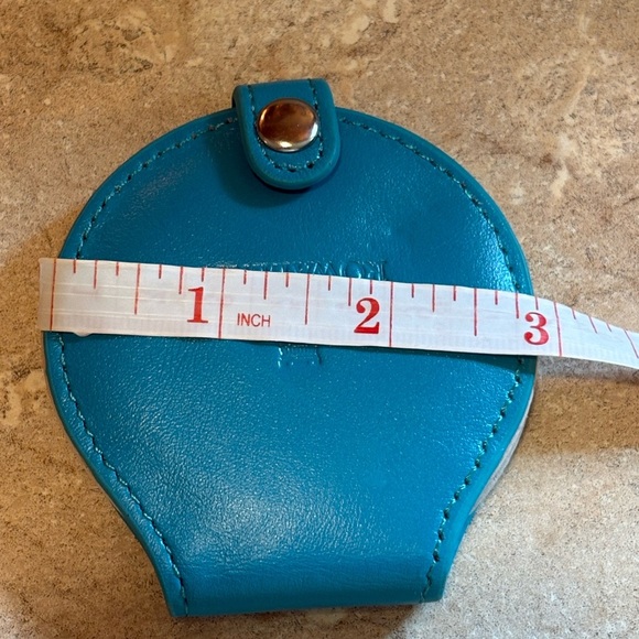 Rowallan Turquoise Leather Coin Holder - Picture 6 of 8